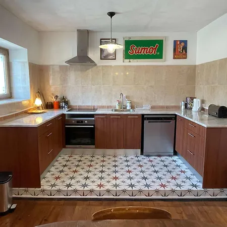 Casa Da Heidi 아파트 로리냐